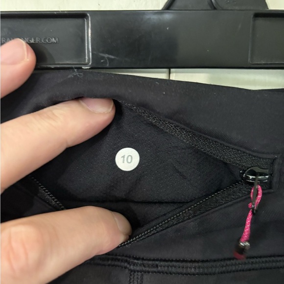 Lululemon Black Camouflage Leggings - Picture 2 of 4